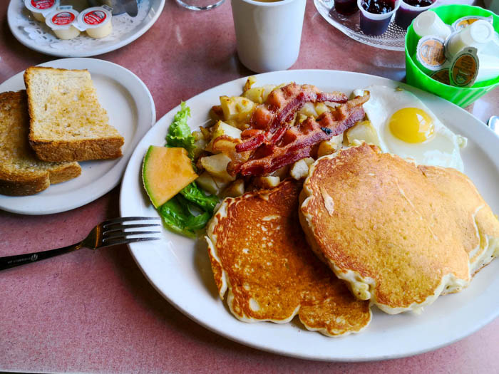 Brunch pris sur la route sur l'île de Vancouver au Canada