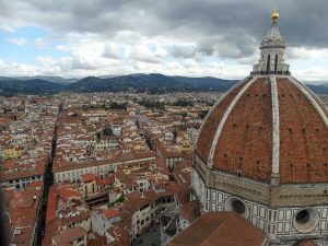 Duemo, coupole et campanile de Florence en Italie.